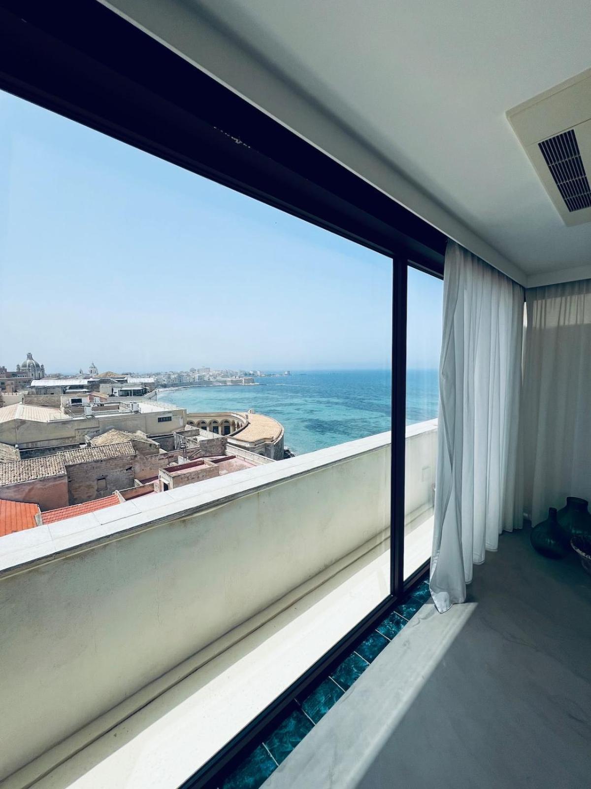Apartamento Attico Terrammare Trapani Exterior foto